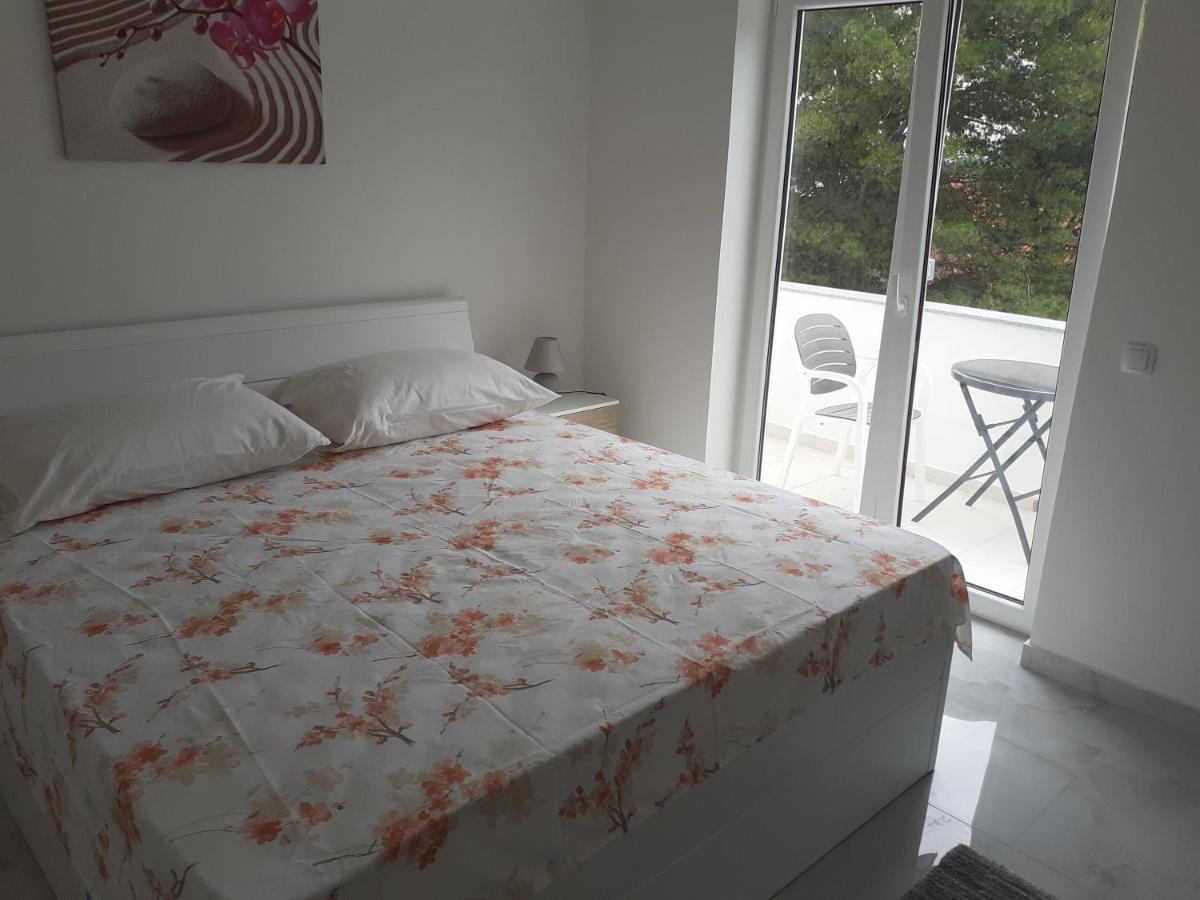 Apartmani Miletic Jelsa  Exterior photo